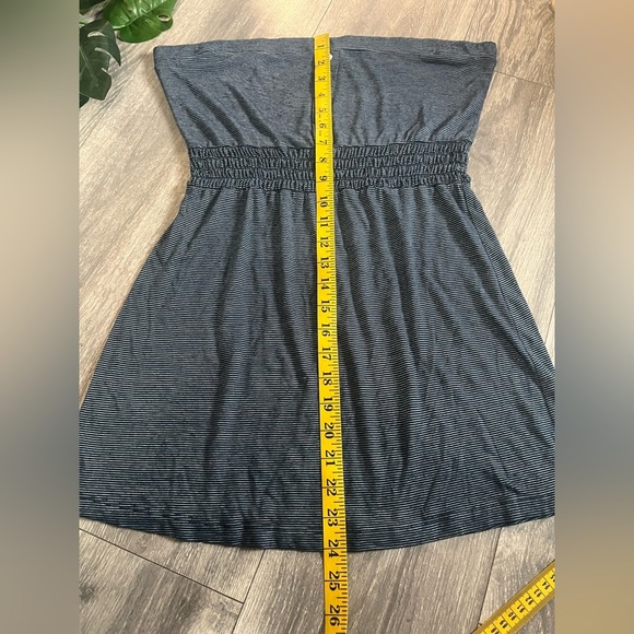 Vintage 90s y2k Striped Strapless Smocked Waist Tube Top w Button Detail. Size L - Picture 11 of 11